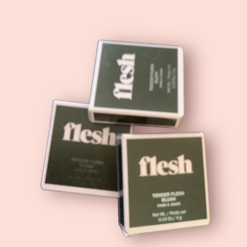 Flesh Blush NWT!#02 bloom
